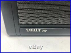 GRUNDIG Satellit 700 FM/AM/SWithMWithLW Portable World Radio
