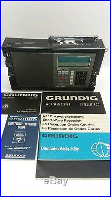 GRUNDIG Satellit 700 FM/AM/SWithMWithLW Portable World Radio With Original Cord