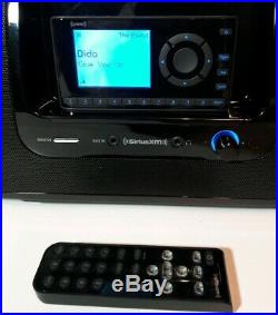 SiriusXM SXSD2 Portable Speaker Dock BOOMBOX + Sirius Xm Radio Onyx EZ Receiver