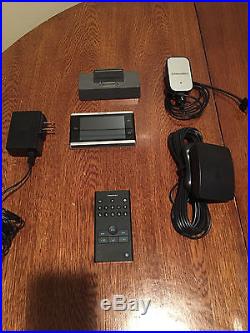 Sirius XM Lynx Portable Satellite Radio with Home Kit